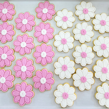Load image into Gallery viewer, Daisy Cookies