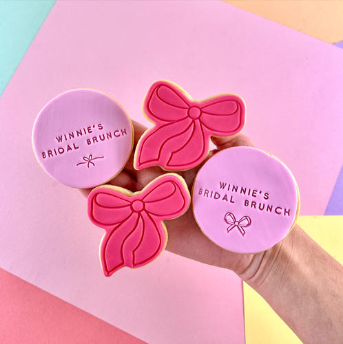 Ribbon and Bow Cookies