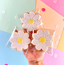 Load image into Gallery viewer, Daisy Cookies